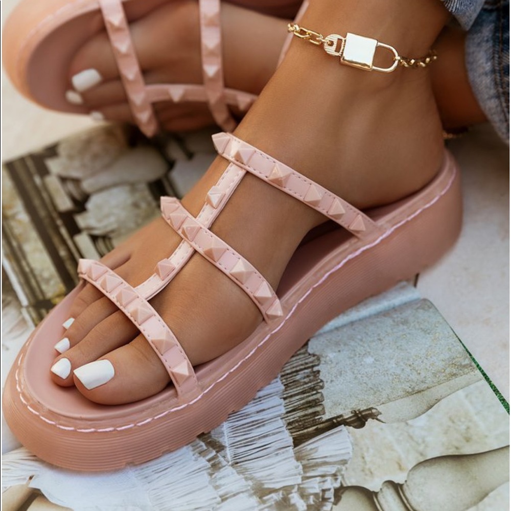 BRAND NEW pink studded sandals
